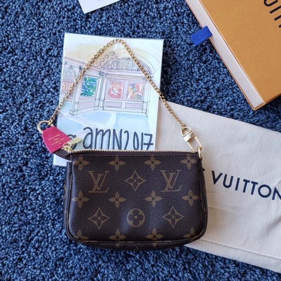 BRAND NEW Louis Vuitton Vivienne Mini Pochette - Picture 2 of 7